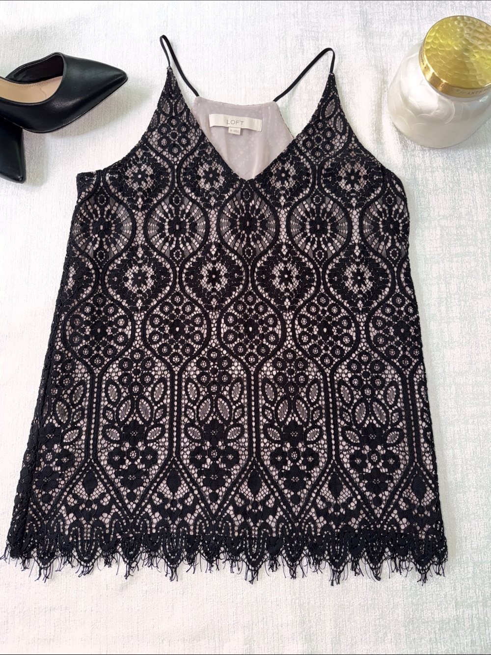 LOFT Black Lace V-Neck Scalloped Hem Camisole size XS